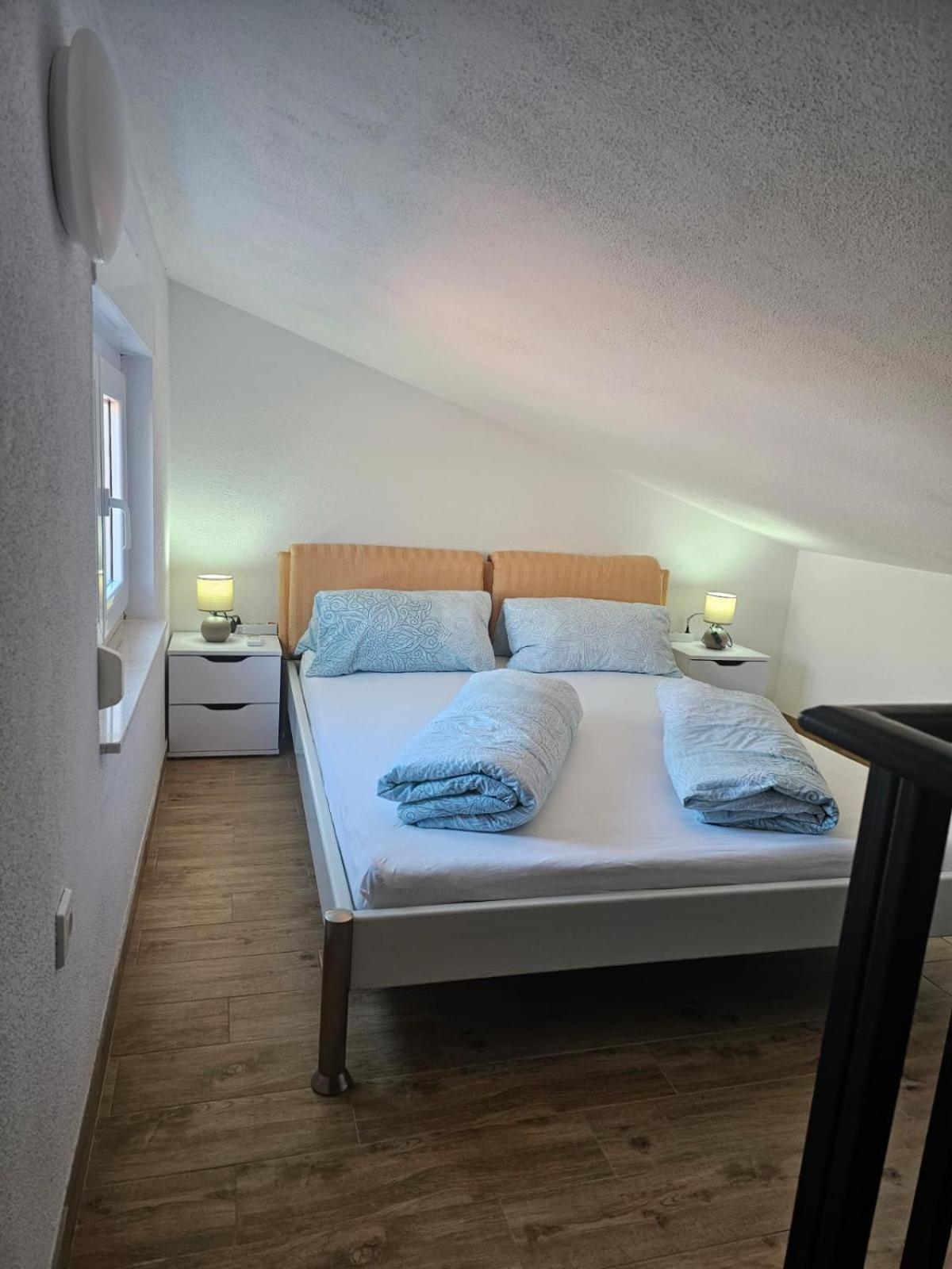 Villa Botic Трогир Экстерьер фото